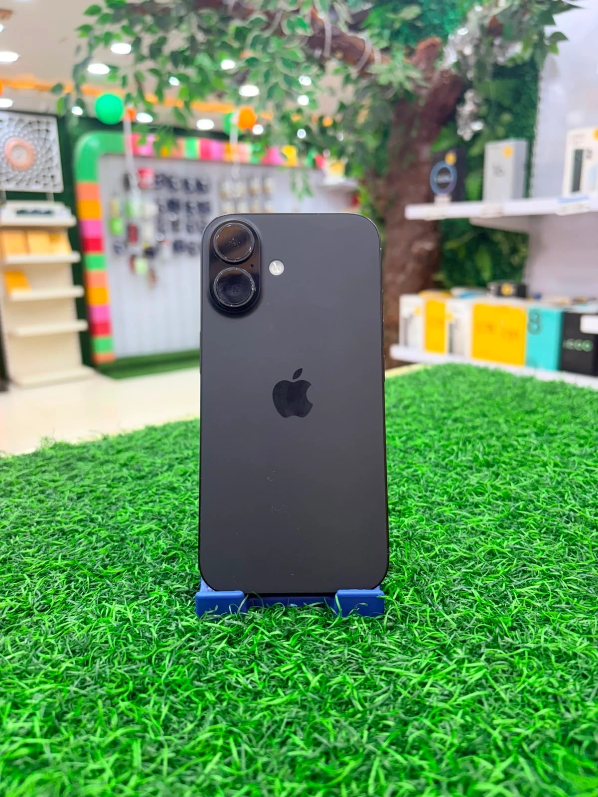 I PHONE 16 photo 1