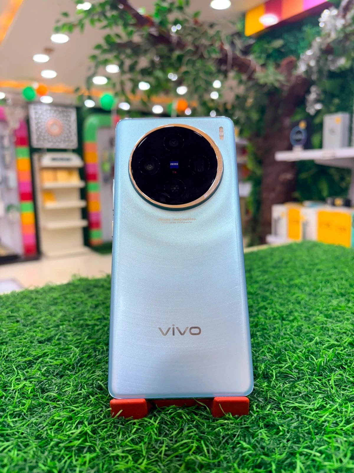 VIVO X100 5G photo 1